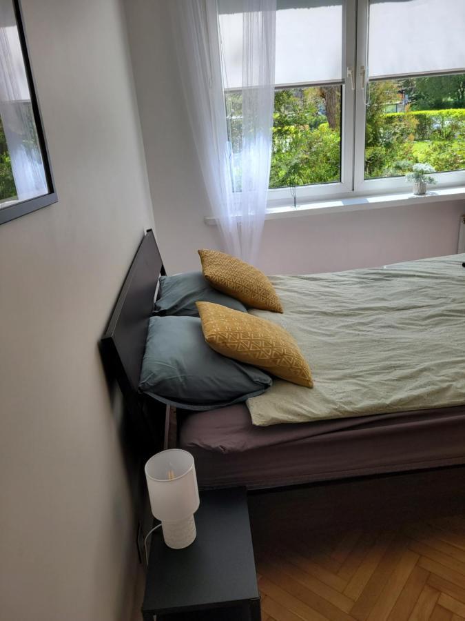 Apartament 21 *
